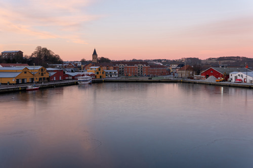 Foto af udsigten ind over Hobro fra Skibstømrerhuset i Hobro